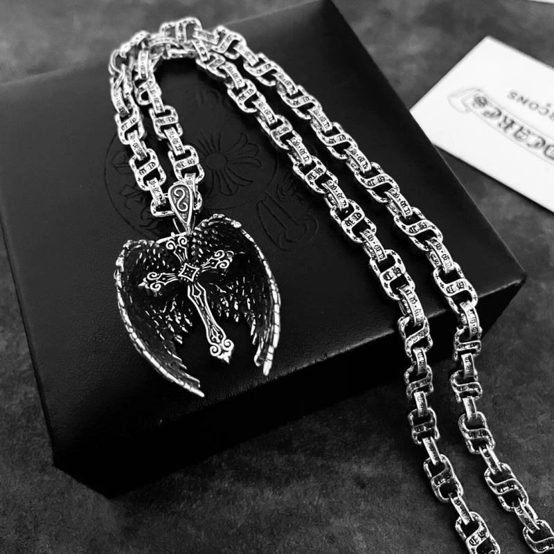 Unique Chrxmx Hxxrts Necklaces 301778