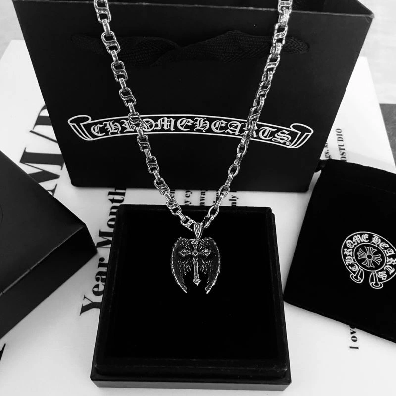 Unique Chrxmx Hxxrts Necklaces 301778