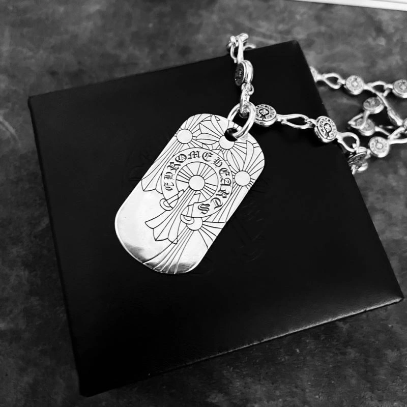 Chrxmx Hxxrts Necklaces Compact 301753