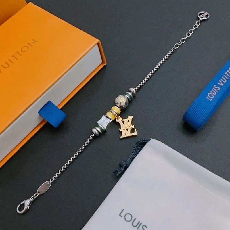 Fashionable LX Necklaces 312352