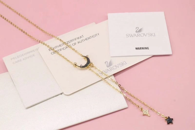 Cozy Swxrxvski Necklaces 315346