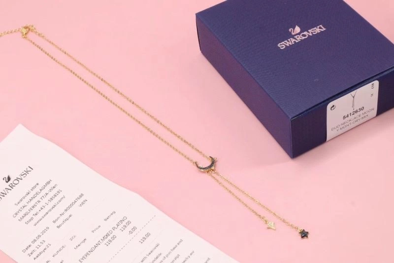 Cozy Swxrxvski Necklaces 315346