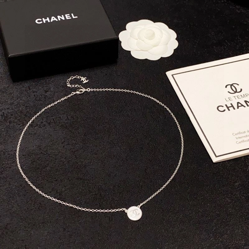 Affordable Chxnxl Necklaces 293337