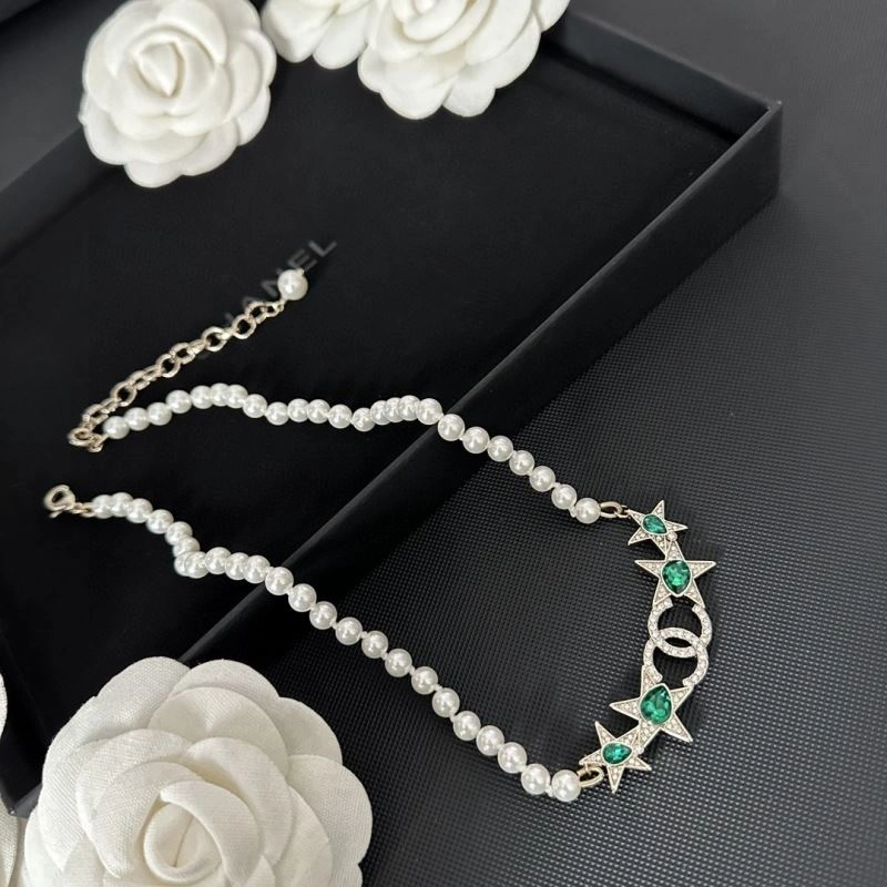 Lightweight Chxnxl Necklaces 293334