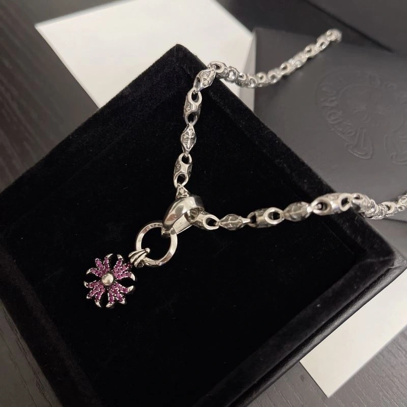 Chrxmx Hxxrts Necklaces EasyMatch 301721