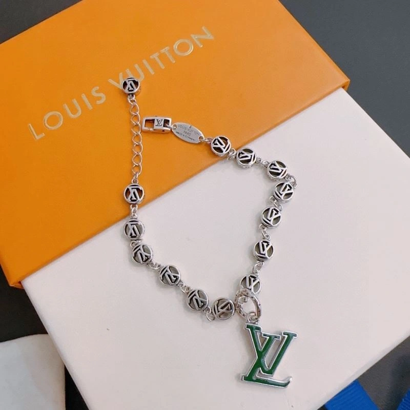 Fashionable LX Necklaces 312330