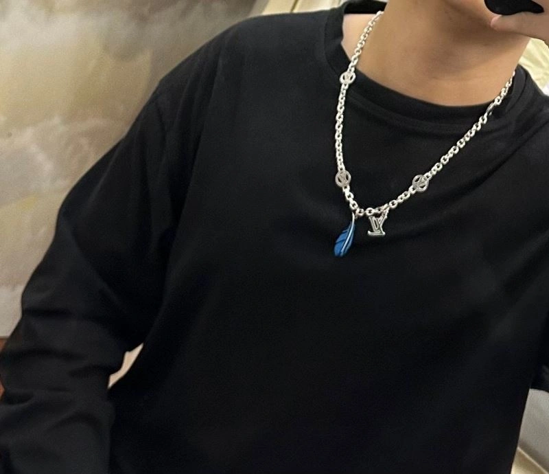 Sleek LX Necklaces 312327