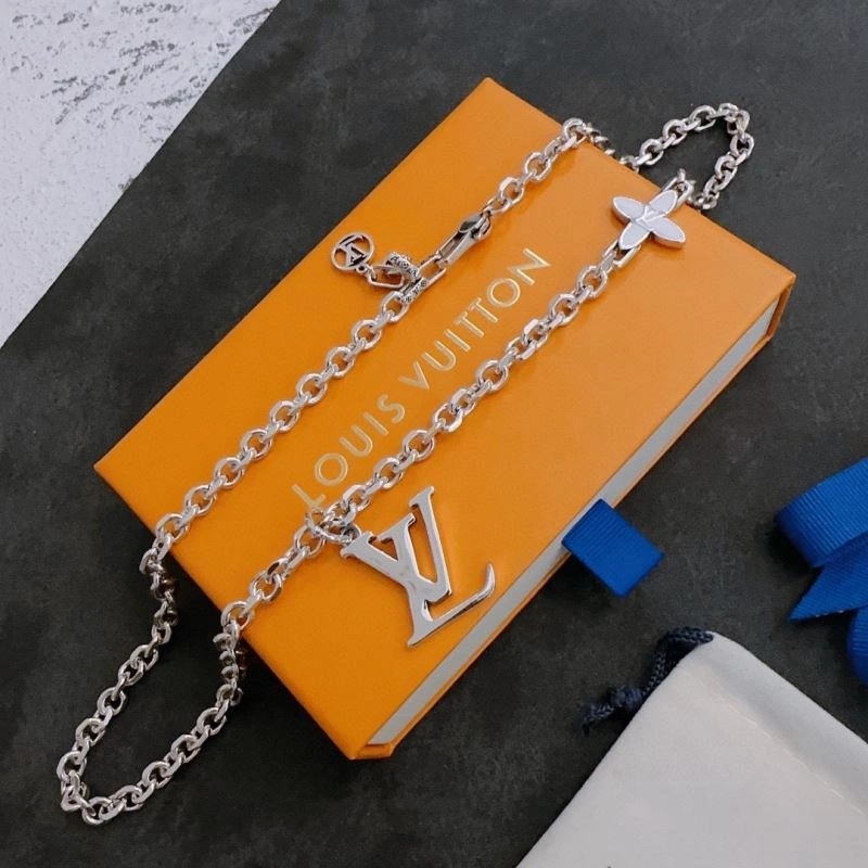 AllSeason LX Necklaces 312324