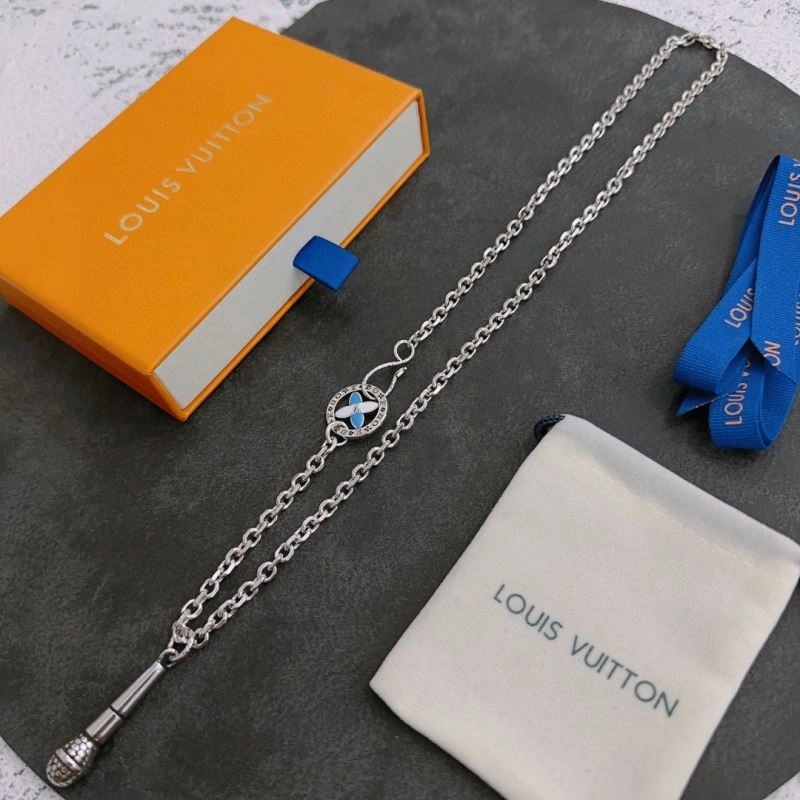 LX Necklaces WellDesigned 312321