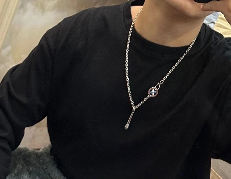 LX Necklaces WellDesigned 312321
