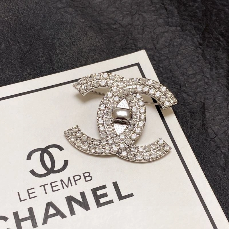Chxnxl Brooches Compact 293575