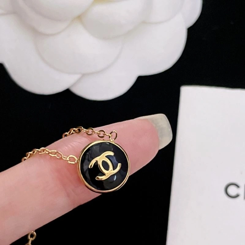 Chxnxl Necklaces Affordable 293343