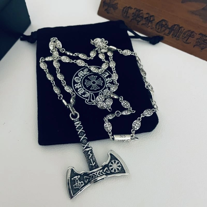 Comfortable Chrxmx Hxxrts Necklaces 301739