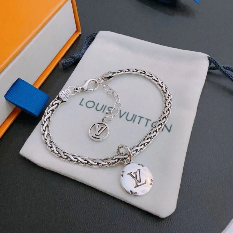 Minimalist LX Necklaces 312322