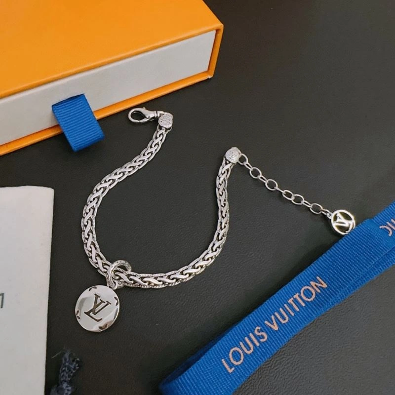 Minimalist LX Necklaces 312322