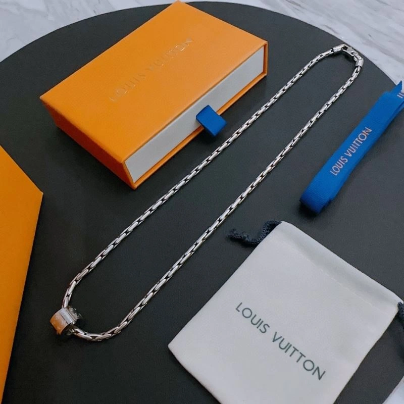 Durable LX Necklaces 312309