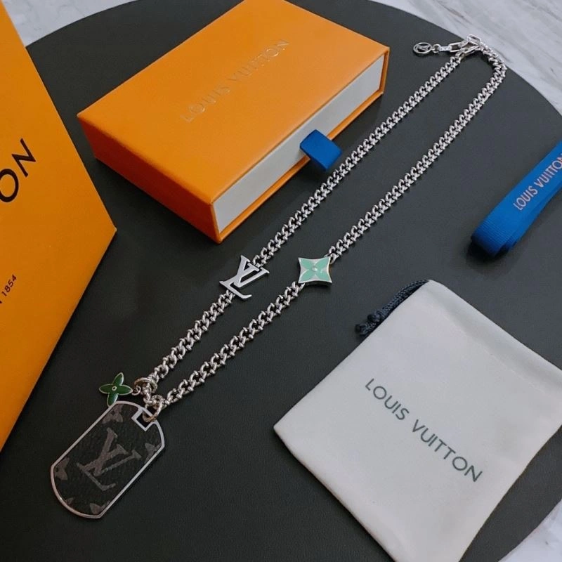Lightweight LX Necklaces 312323