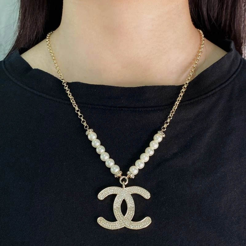 Fashionable Chxnxl Necklaces 293336