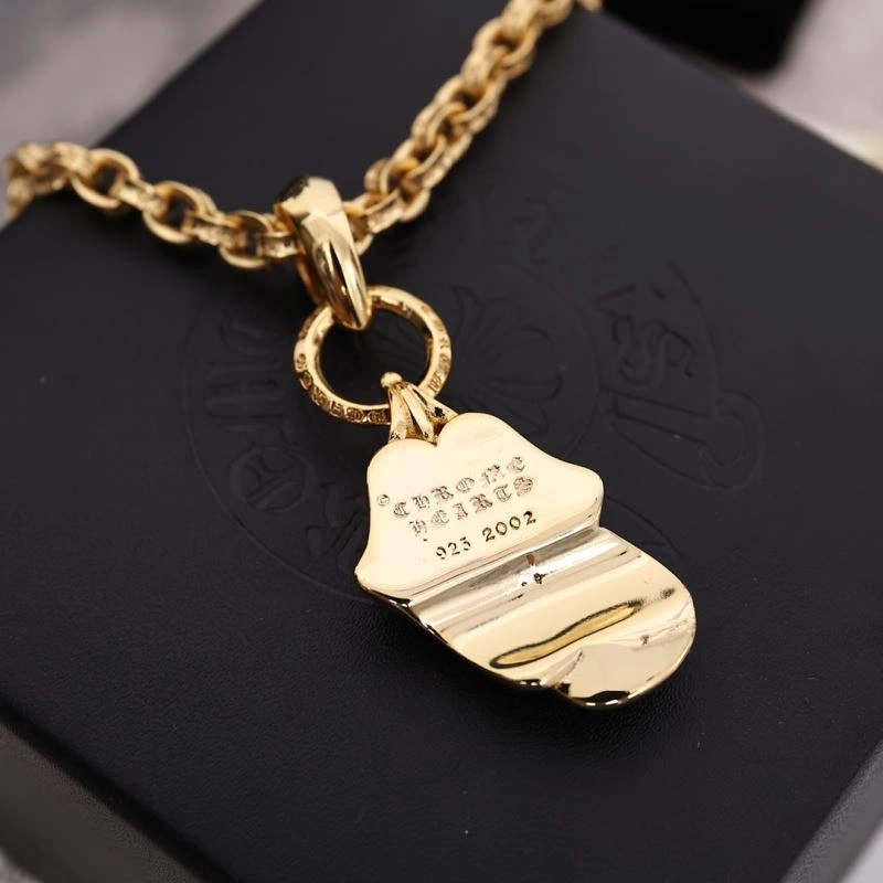 Stylish Chrxmx Hxxrts Necklaces 301730