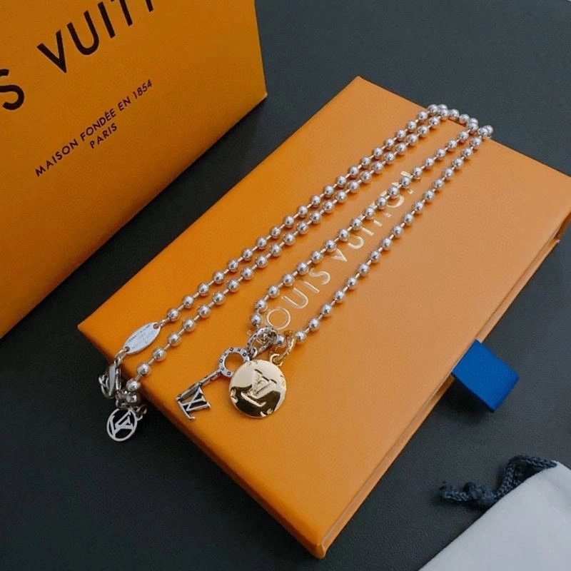 Durable LX Necklaces 312300