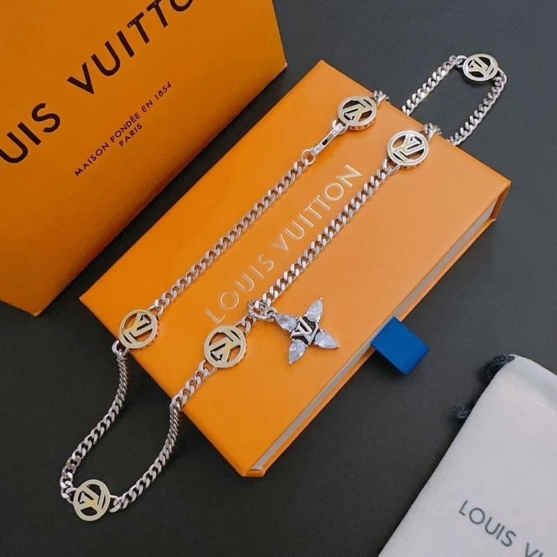 Lightweight LX Necklaces 312295