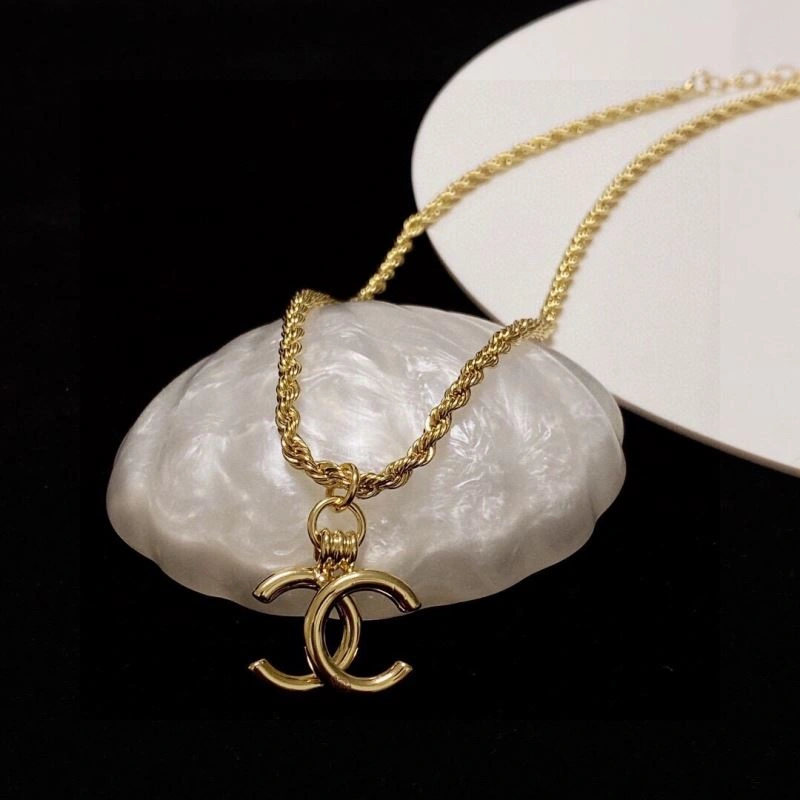 Chxnxl Necklaces Affordable 293321