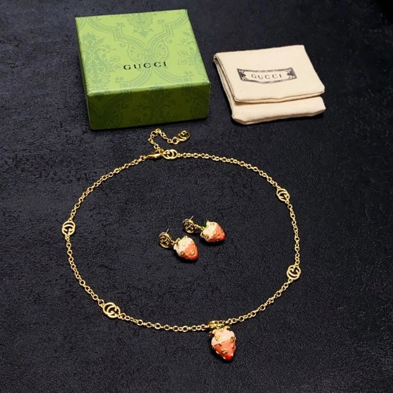 Comfortable Gxccx Necklaces 307556