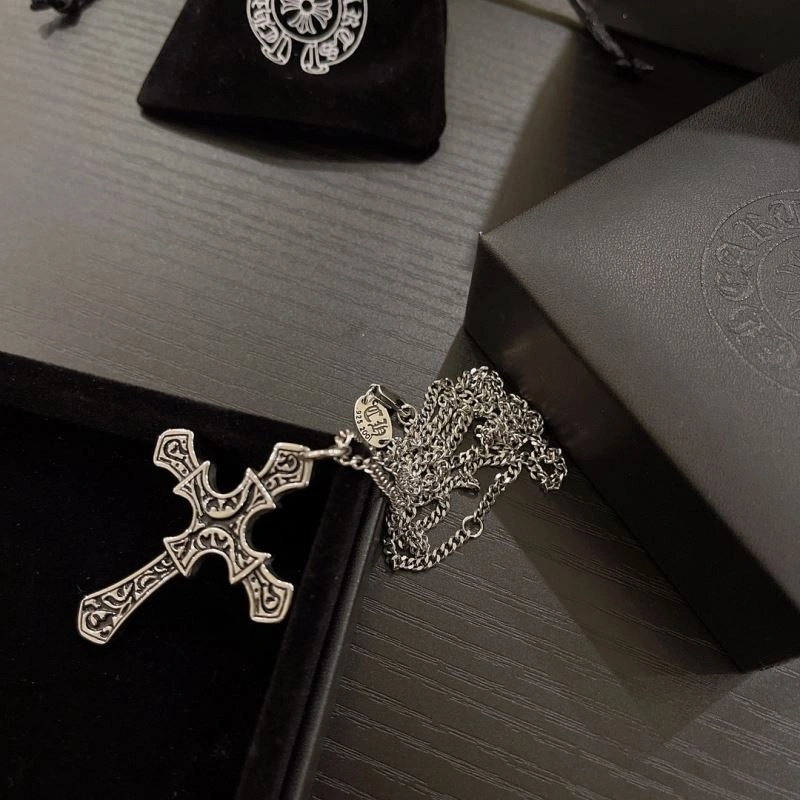 Chrxmx Hxxrts Necklaces EyeCatching 301716