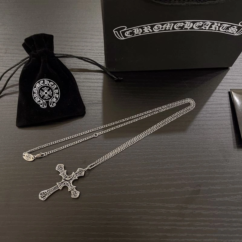 Chrxmx Hxxrts Necklaces EyeCatching 301716