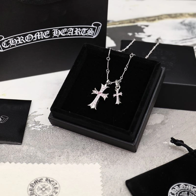 Cozy Chrxmx Hxxrts Necklaces 301720