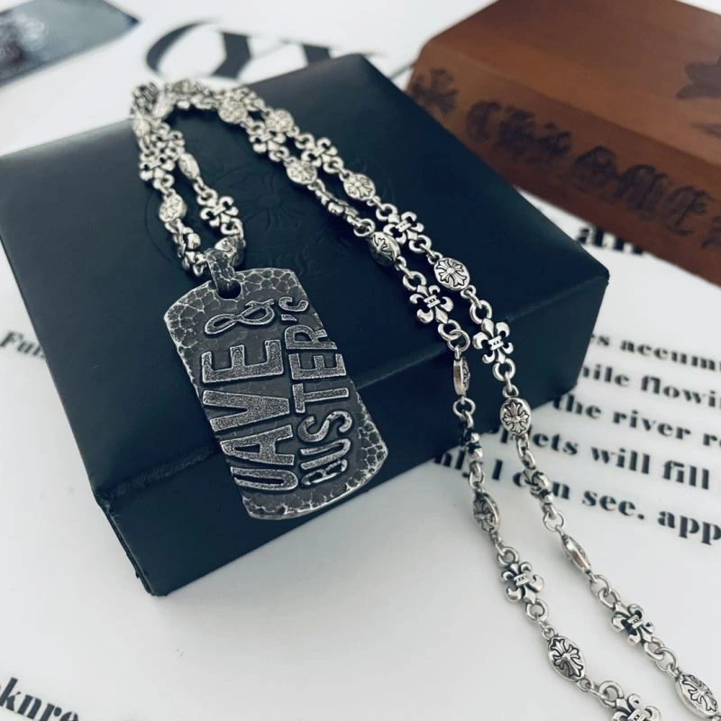GoAnywhere Chrxmx Hxxrts Necklaces 301709