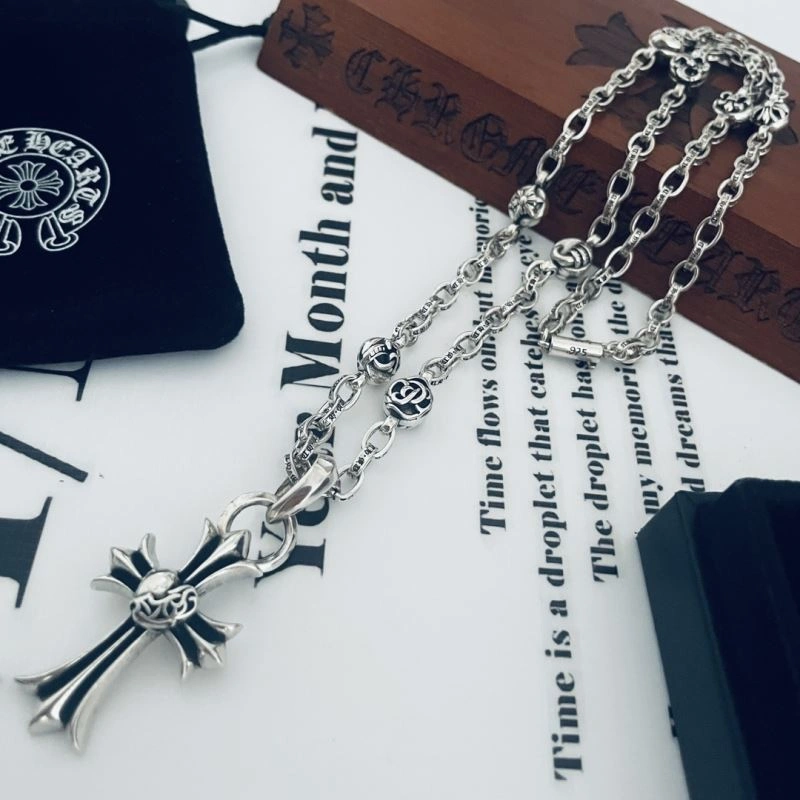 Chrxmx Hxxrts Necklaces Stylish 301707
