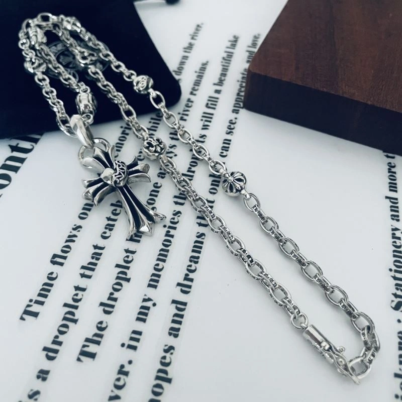 Chrxmx Hxxrts Necklaces Stylish 301707