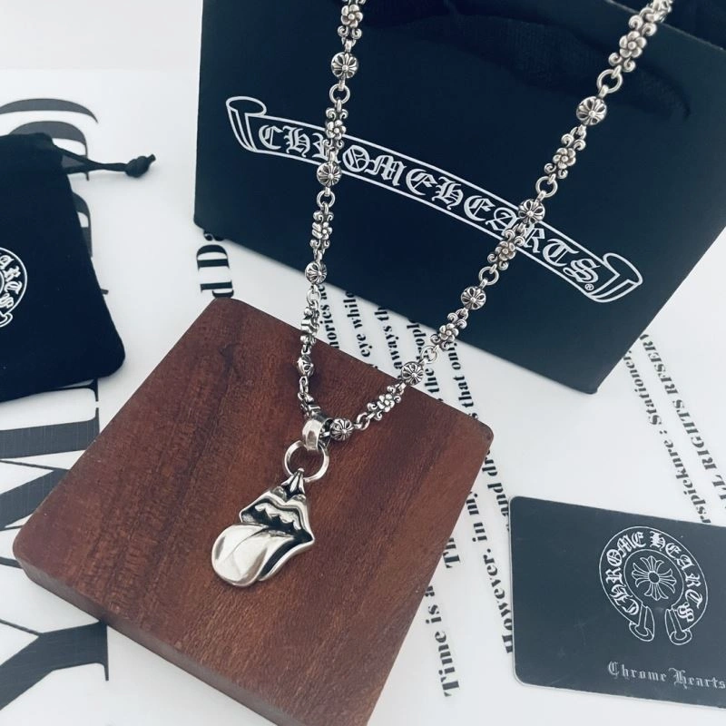 Chrxmx Hxxrts Necklaces Resilient 301706
