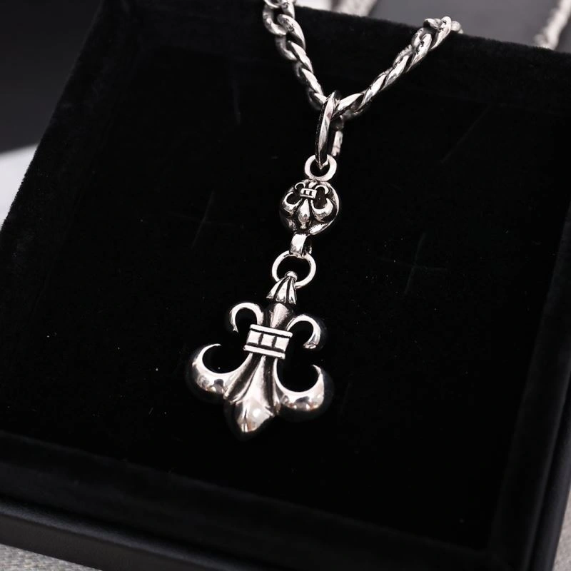 Fashionable Chrxmx Hxxrts Necklaces 301683