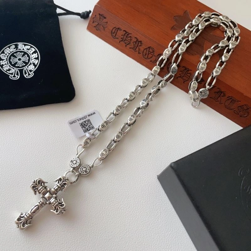 Chrxmx Hxxrts Necklaces Stylish 301701