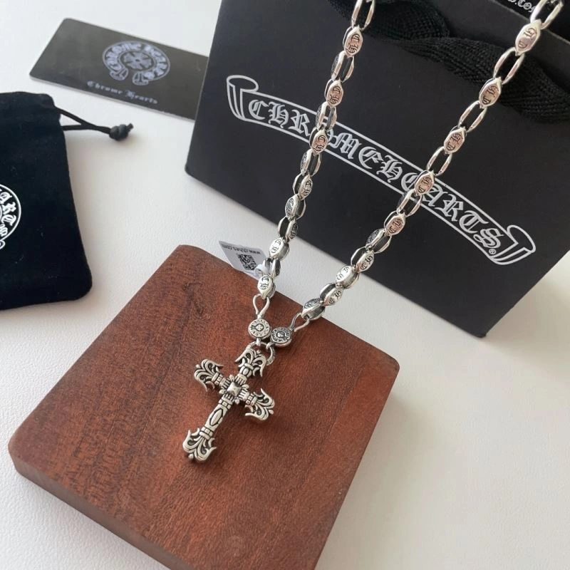 Chrxmx Hxxrts Necklaces Stylish 301701