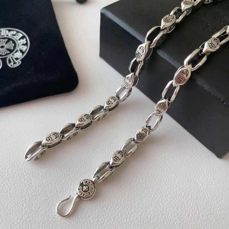 Chrxmx Hxxrts Necklaces Stylish 301701