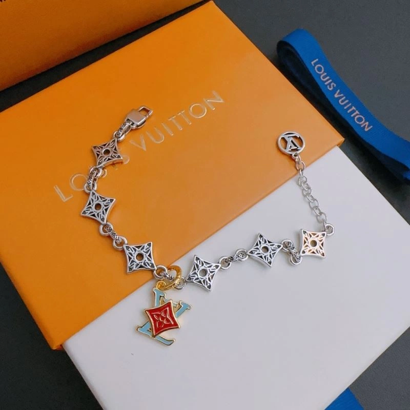 Practical LX Necklaces 312276