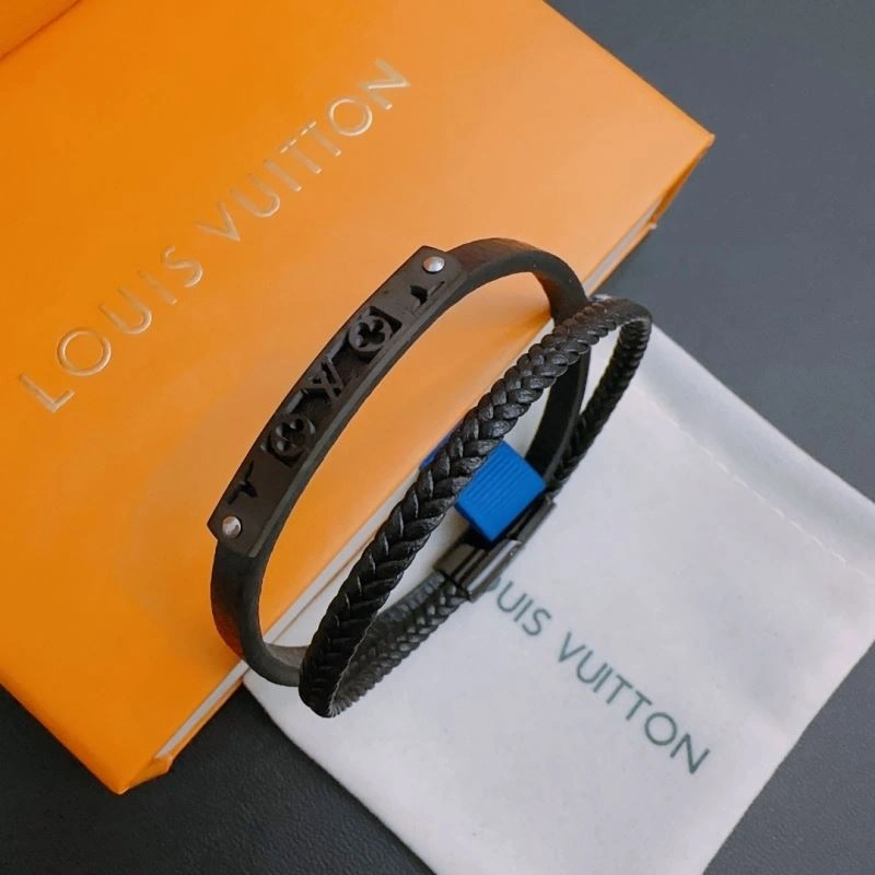 Functional LX Necklaces 312265