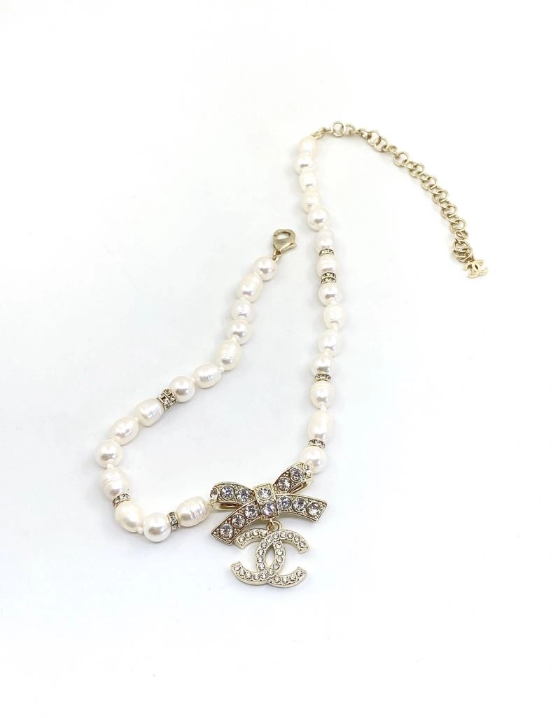 Bold Chxnxl Necklaces 293301