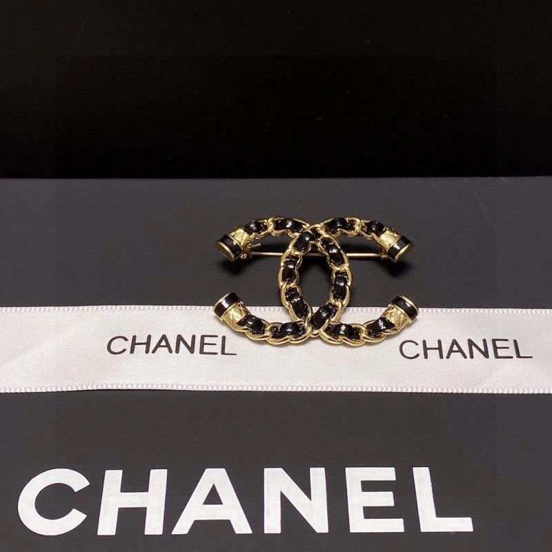Chxnxl Brooches Vibrant 293542