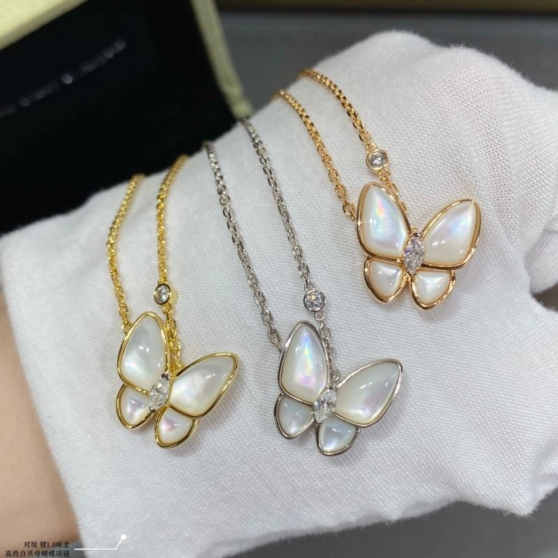 Timeless Chxnxl Necklaces 293296