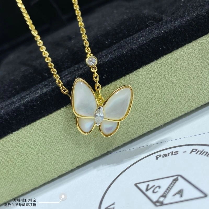 Timeless Chxnxl Necklaces 293296