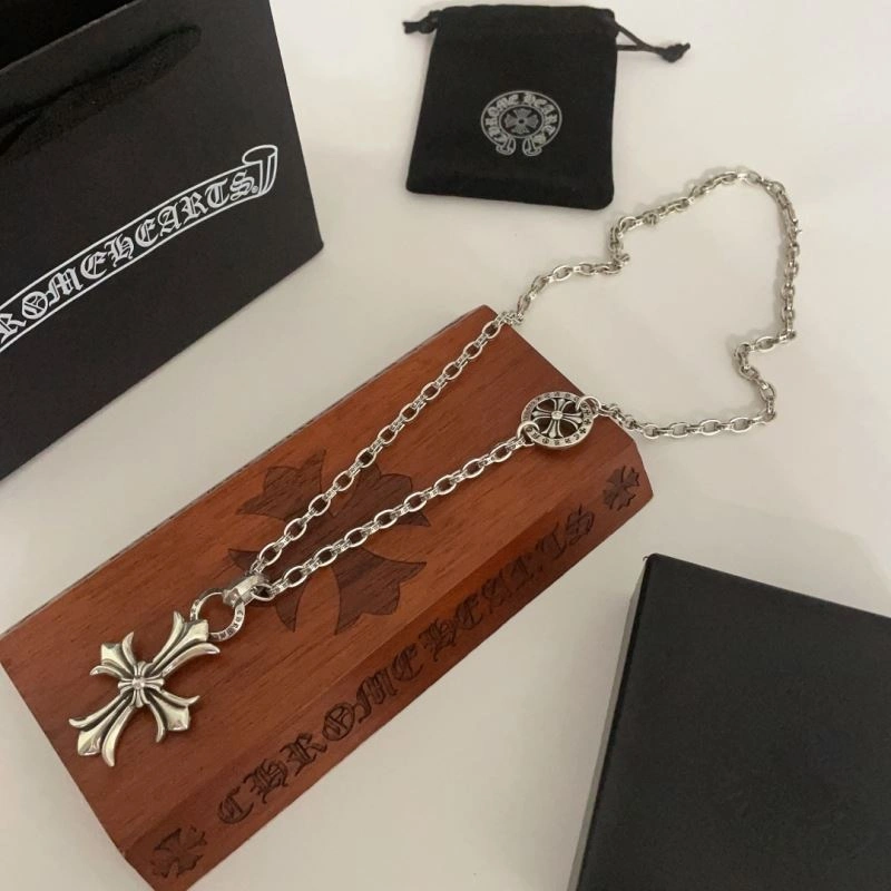 Chrxmx Hxxrts Necklaces GoodFit 301667
