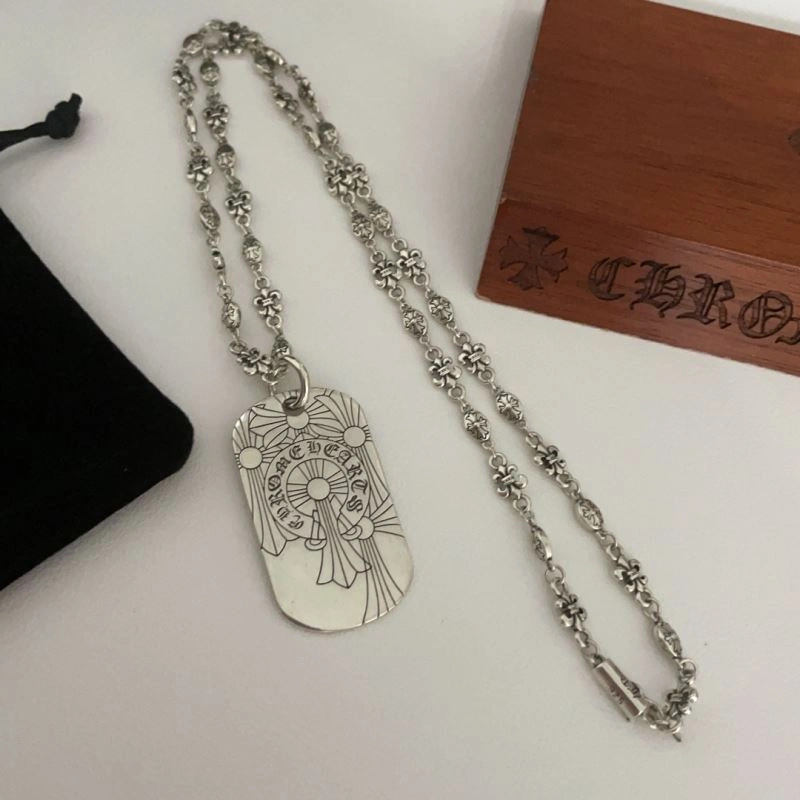 Versatile Chrxmx Hxxrts Necklaces 301672