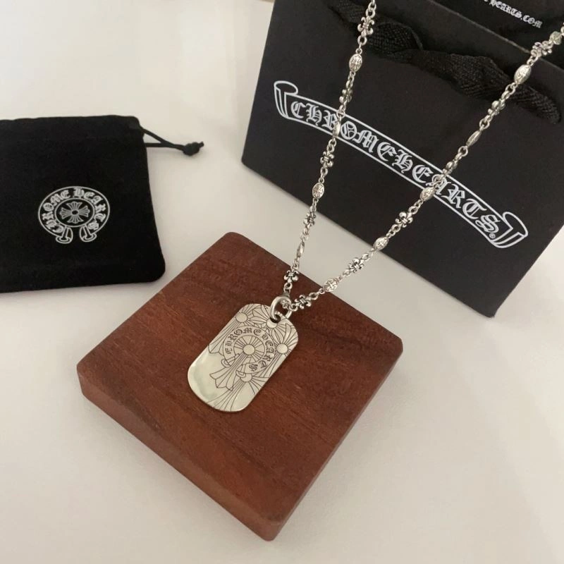 Versatile Chrxmx Hxxrts Necklaces 301672