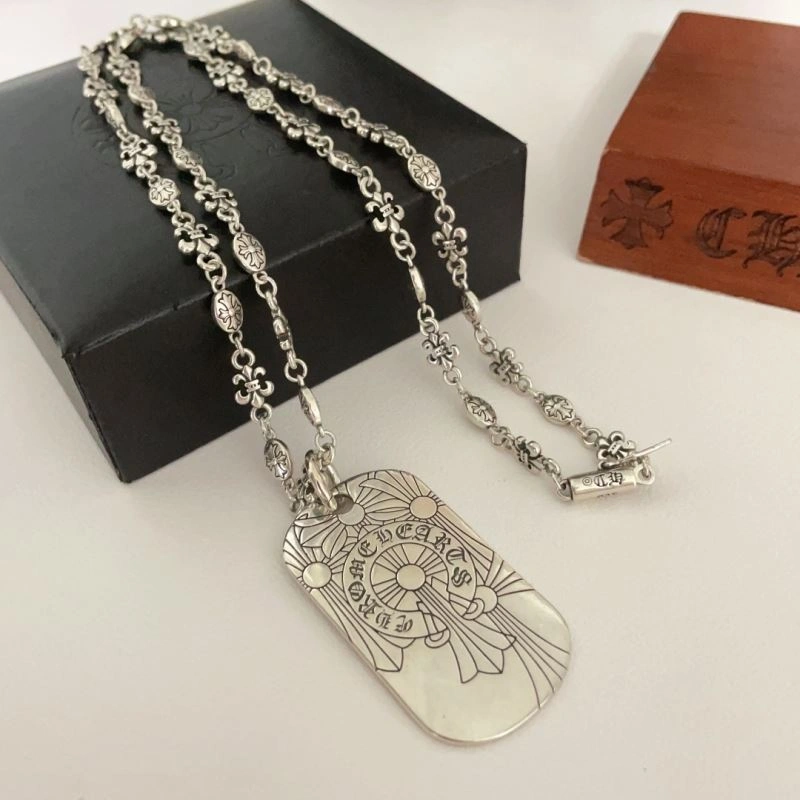 Versatile Chrxmx Hxxrts Necklaces 301672