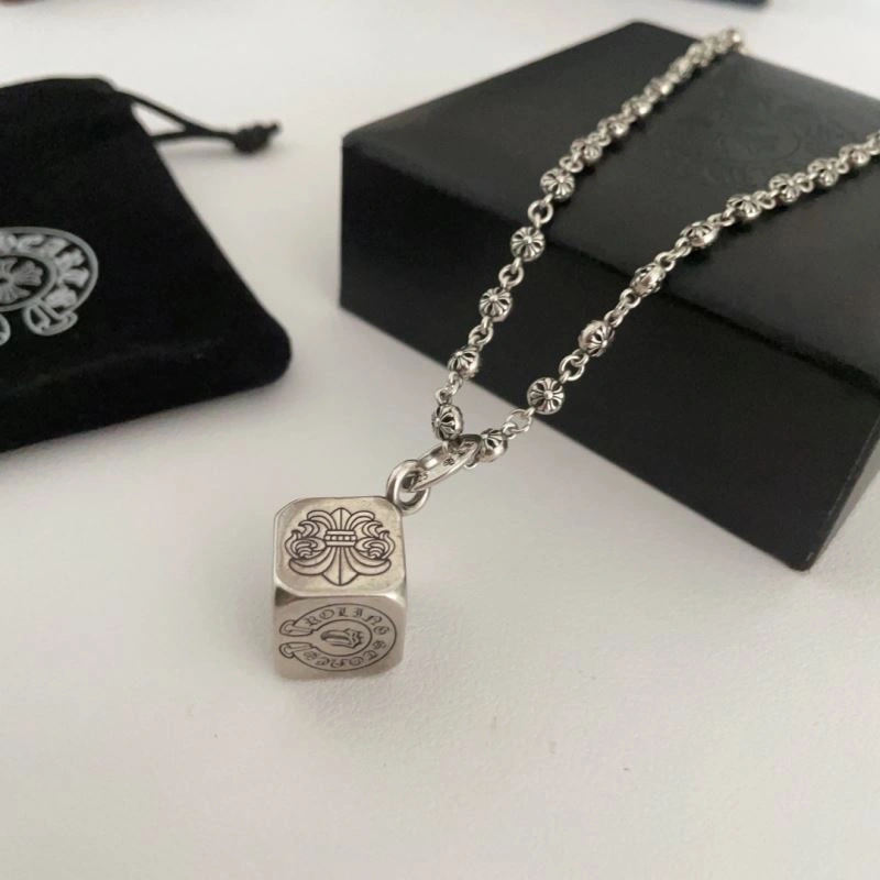 Affordable Chrxmx Hxxrts Necklaces 301682