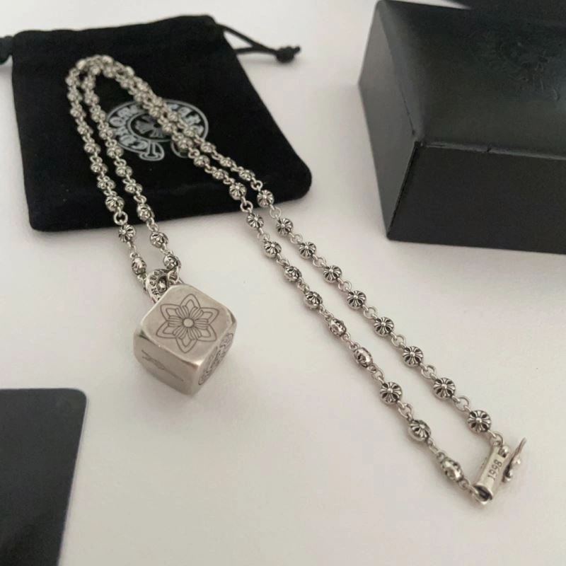 Affordable Chrxmx Hxxrts Necklaces 301682
